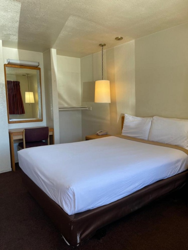 Palms Inn & Suites image 17